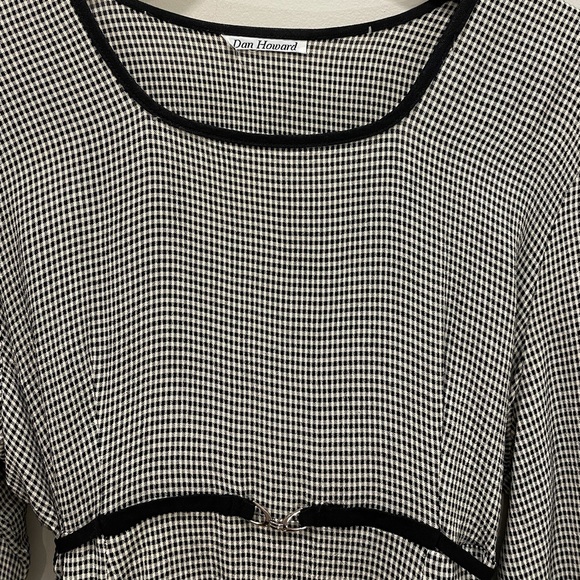 Host Pick 🌟 Dan Howard Checkered Maternity Dress - Picture 4 of 4